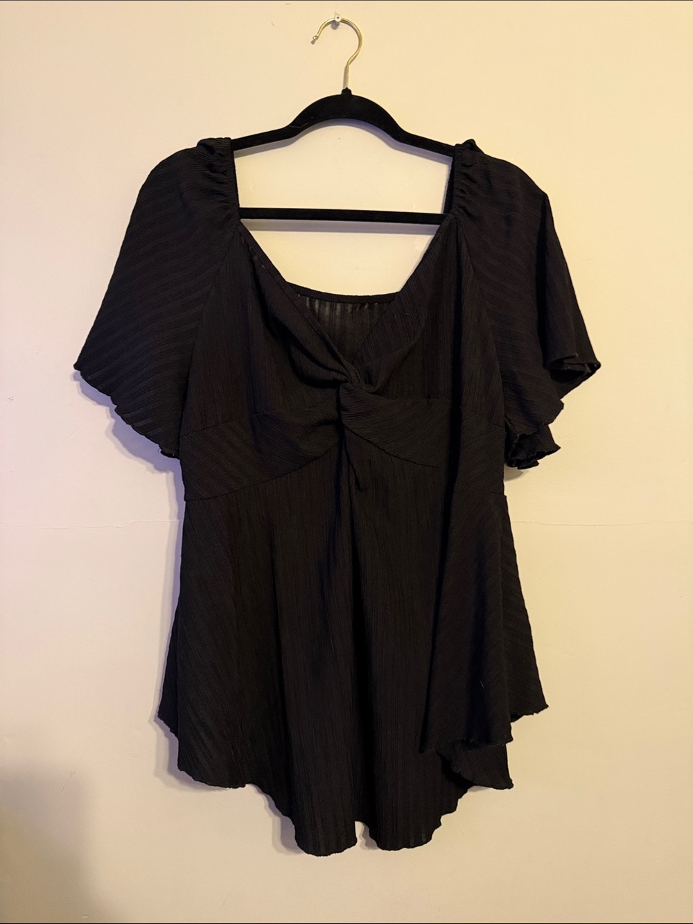 SHEIN Black Twist-Front Flutter Sleeve Blouse